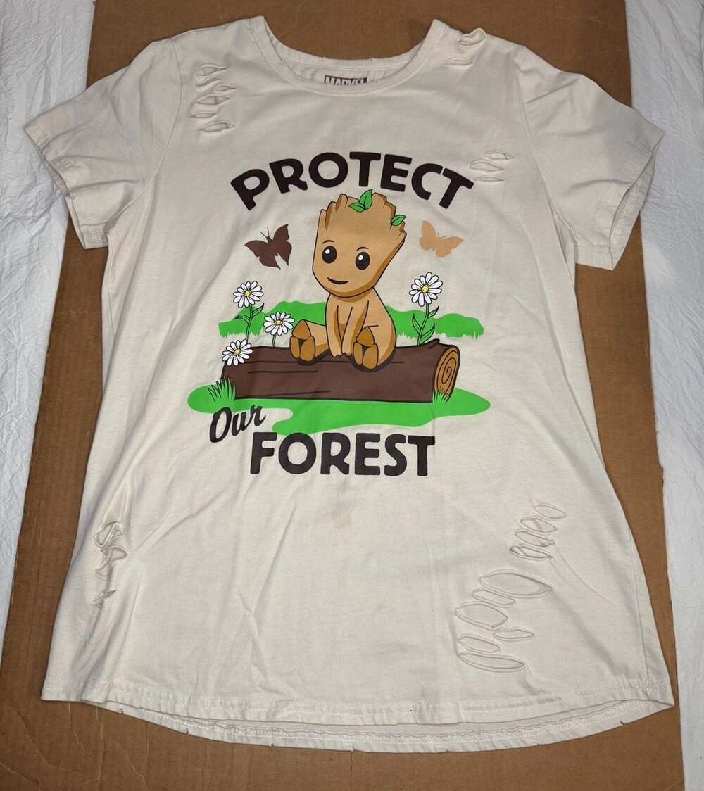 BoxLunch Marvel Our Universe Distressed Baby Groot Protect Our Forest T-Shirt XL